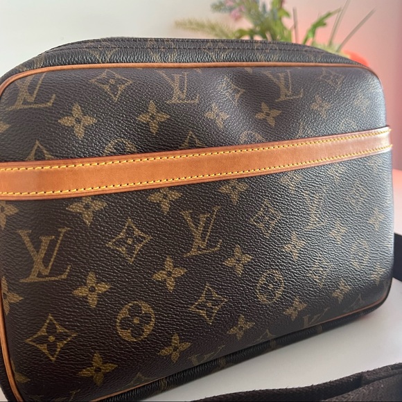 🚨🚨SOLD🚨🚨 Louis Vuitton Monogram Reporter PM Bag - Picture 3 of 13